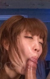 キュートな杏樹紗奈ちゃんがお得意のバキュームフェラでご奉仕プレイ。首を上手に使ってバキュームフェラで、口内射精で受け止めます！